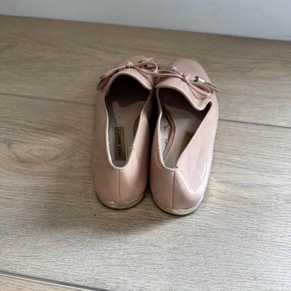 Zara Tan patent Leather tassels bow shoe with gold heel size 37 - Picture 3 of 5